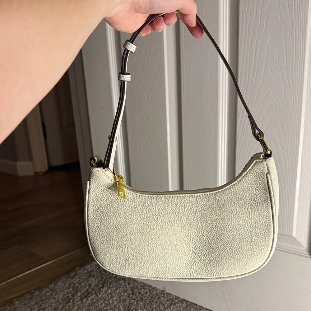 Prema Leathers Ava Crescent Bag - Picture 12 of 12